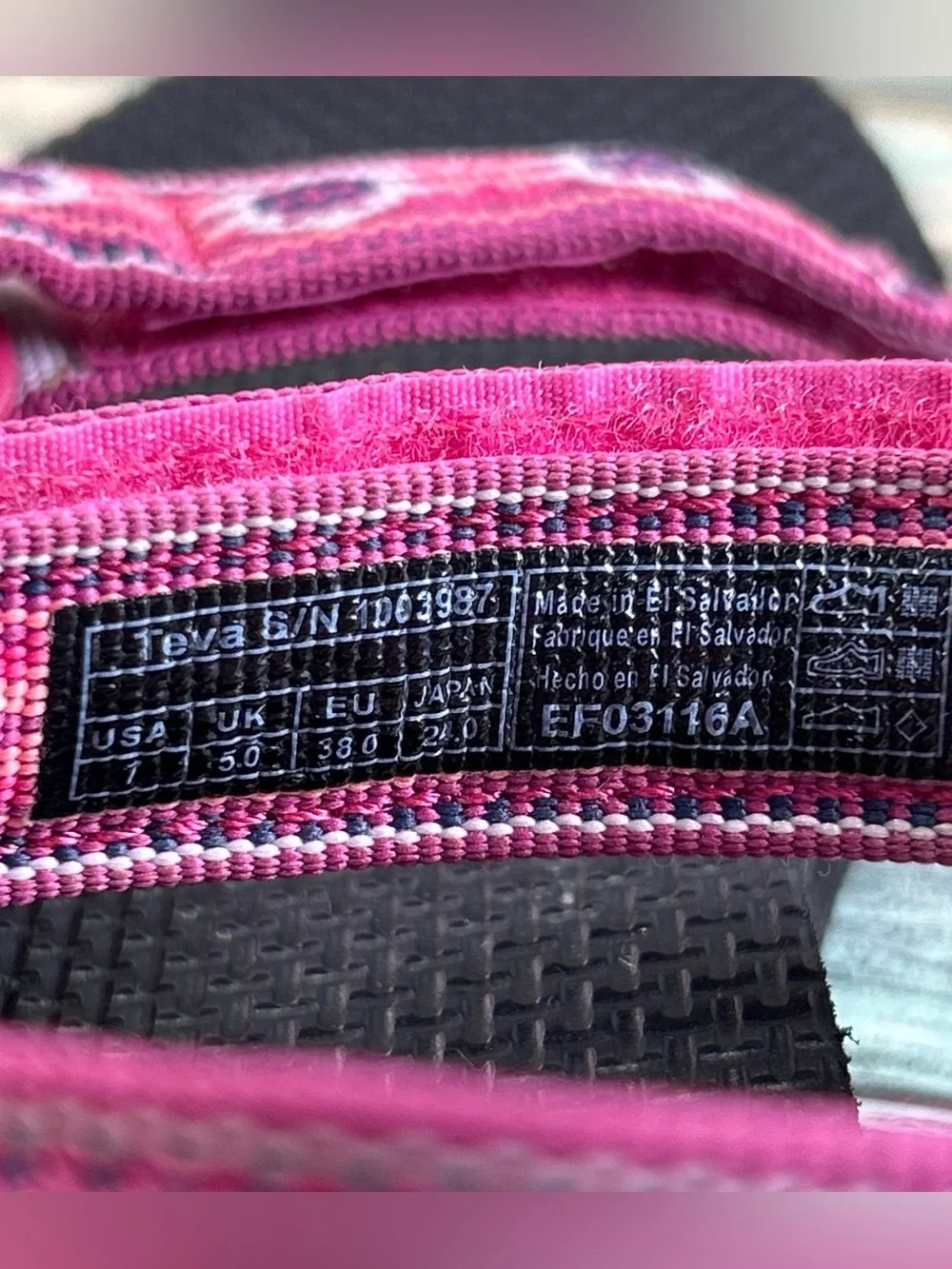 Teva Original Universal Strappy Sandals Womens 7 Pink Nylon Adjustable Straps